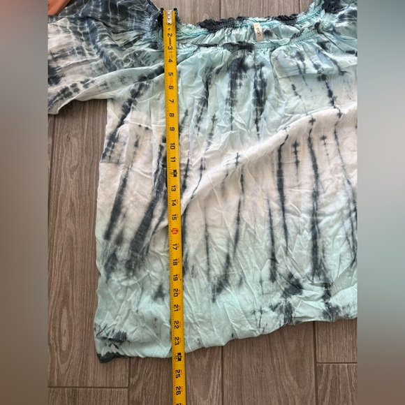 Elan|Anthro Tie Dye Blue Ruffled Blouse with Dramatic Sleeves,Boho style•••OS - Picture 8 of 11